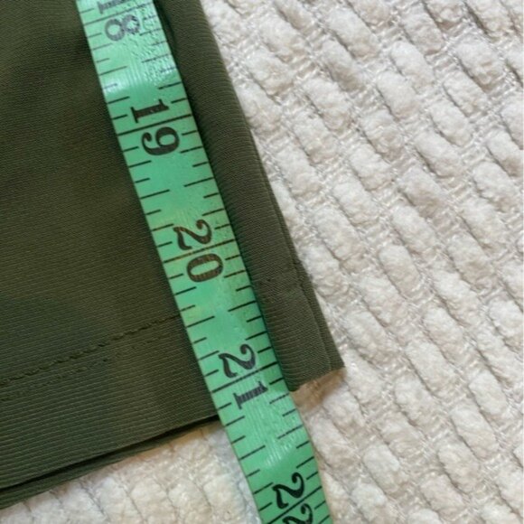 Annalee & Hope Olive Green Cropped Sleeveless V-Neck Jumpsuit Size M - Picture 7 of 7